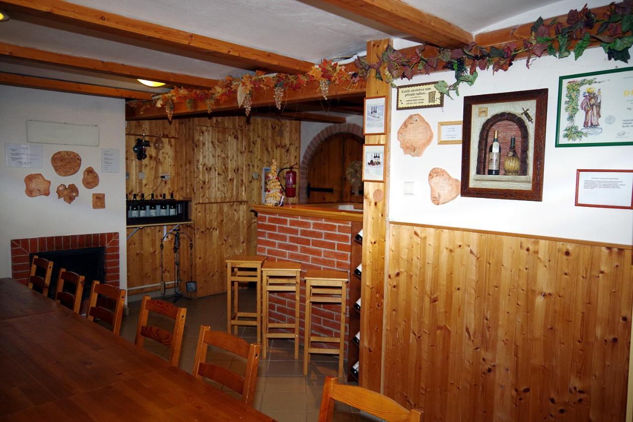 Apartamento Sklep U Veselych Mutěnice Exterior foto