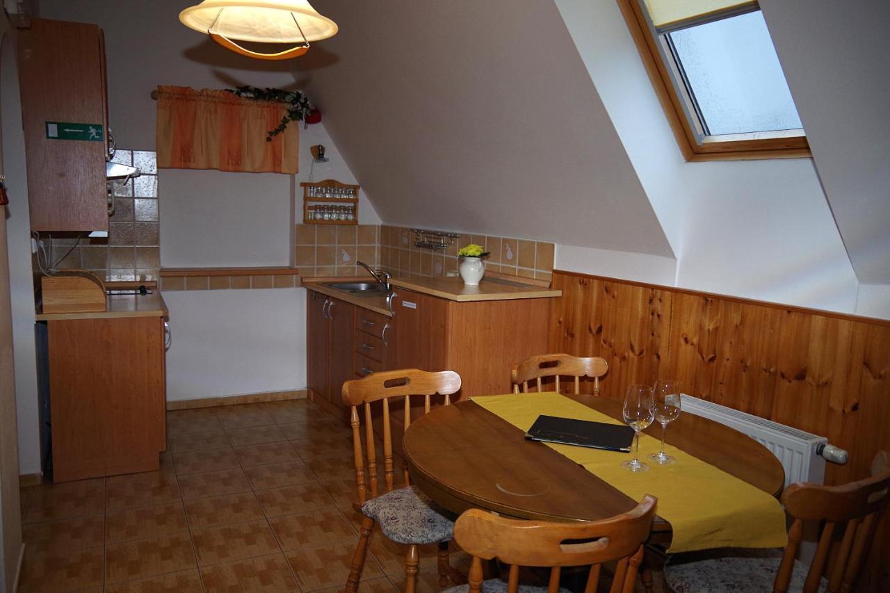 Apartamento Sklep U Veselych Mutěnice Exterior foto